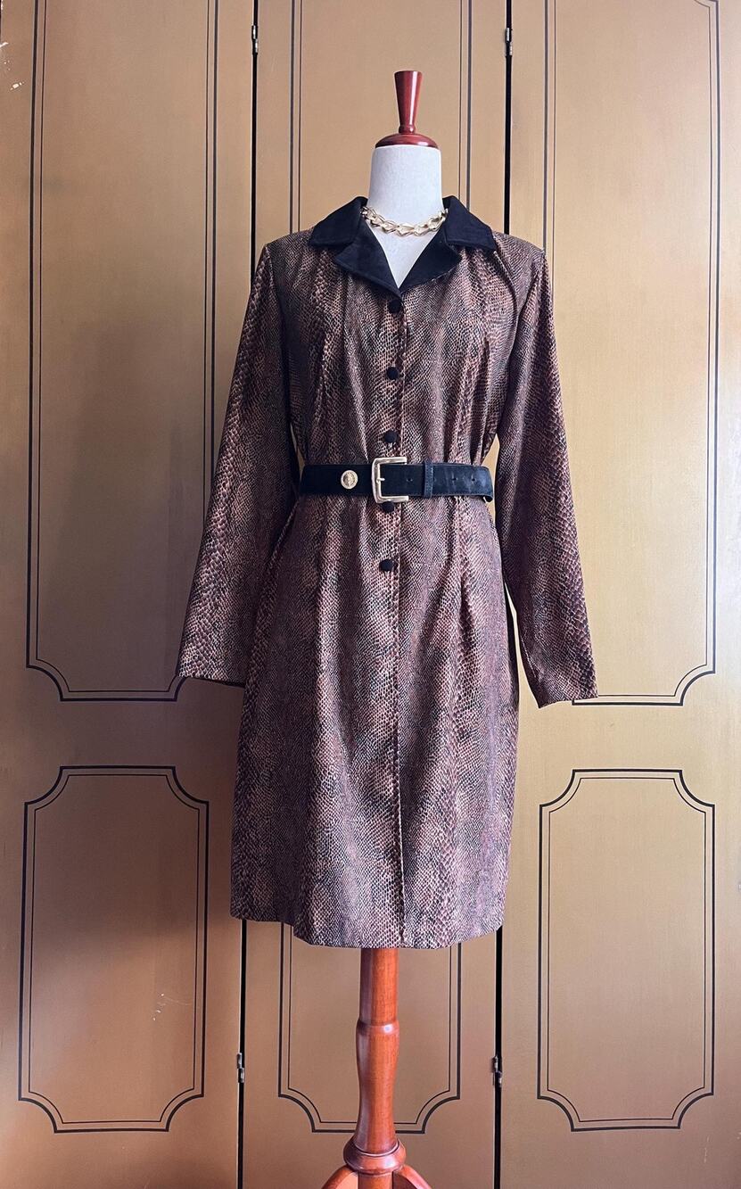 Vintage maxi jacket with snake print in brown and black, size 14